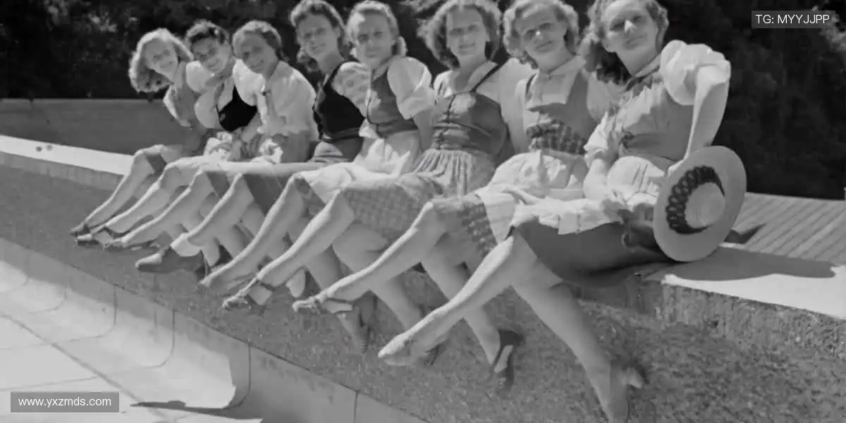 🎁👕 周边好物，粉丝专属！